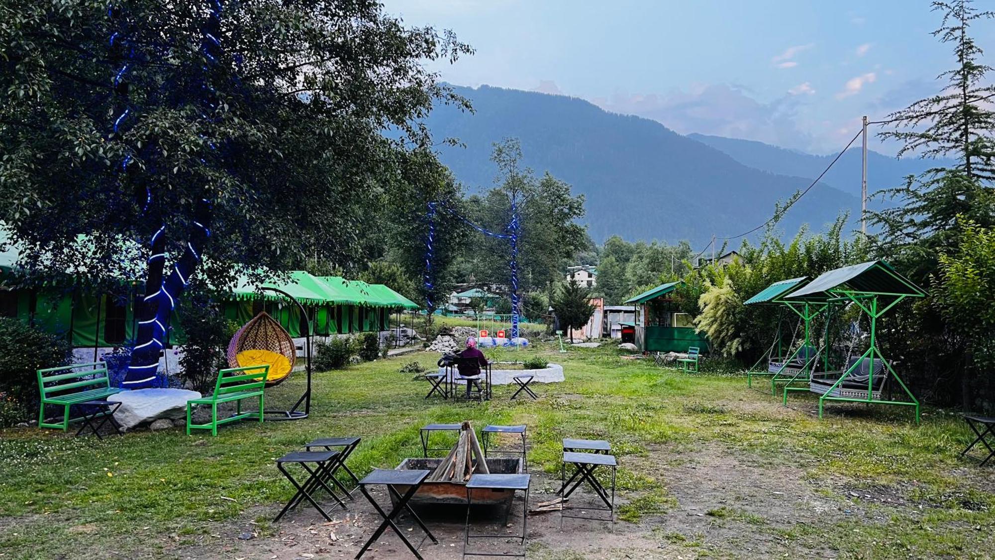 Himalayan Riverside Swiss Cottage Tents, Manali Exterior foto