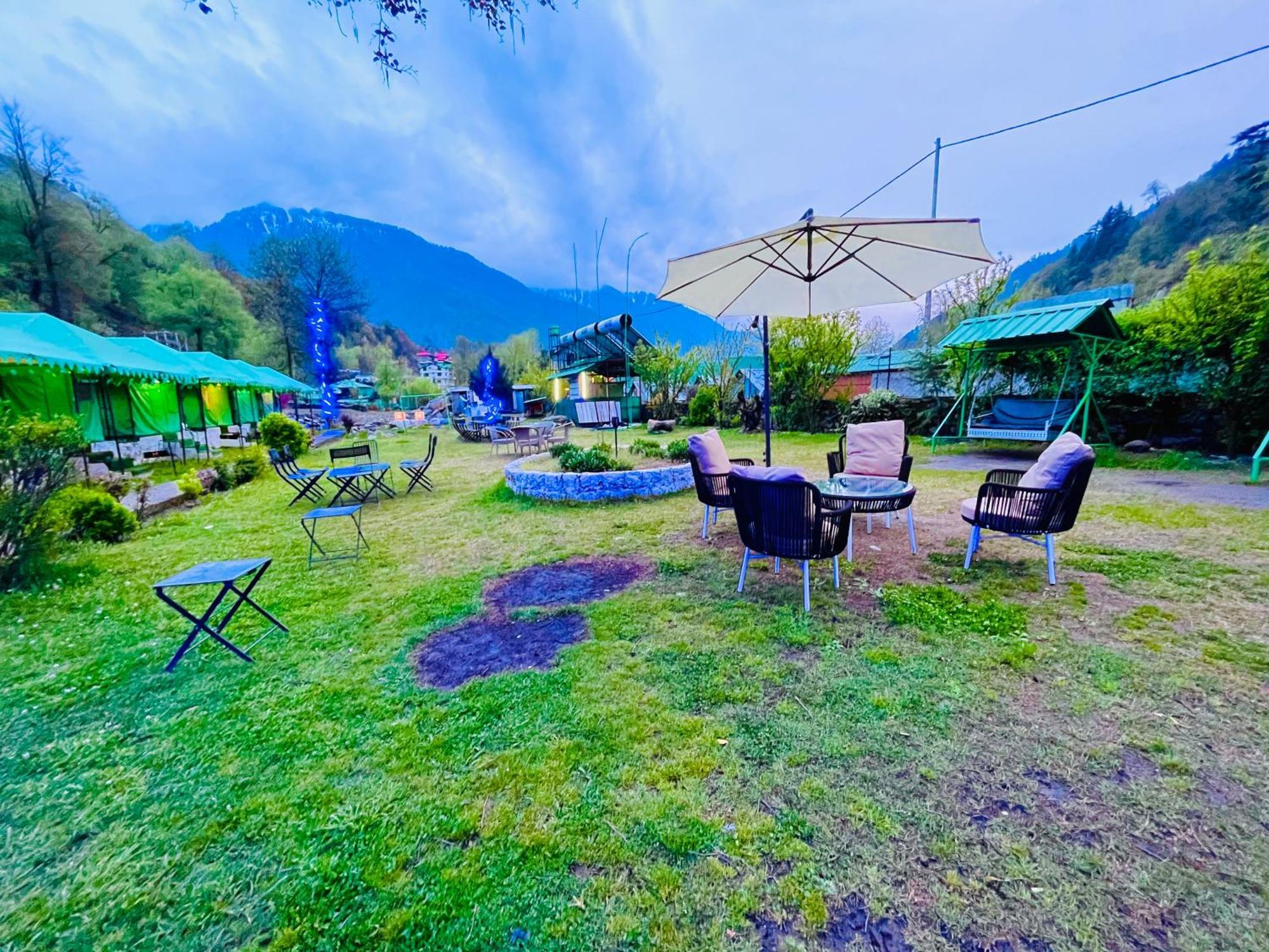 Himalayan Riverside Swiss Cottage Tents, Manali Exterior foto