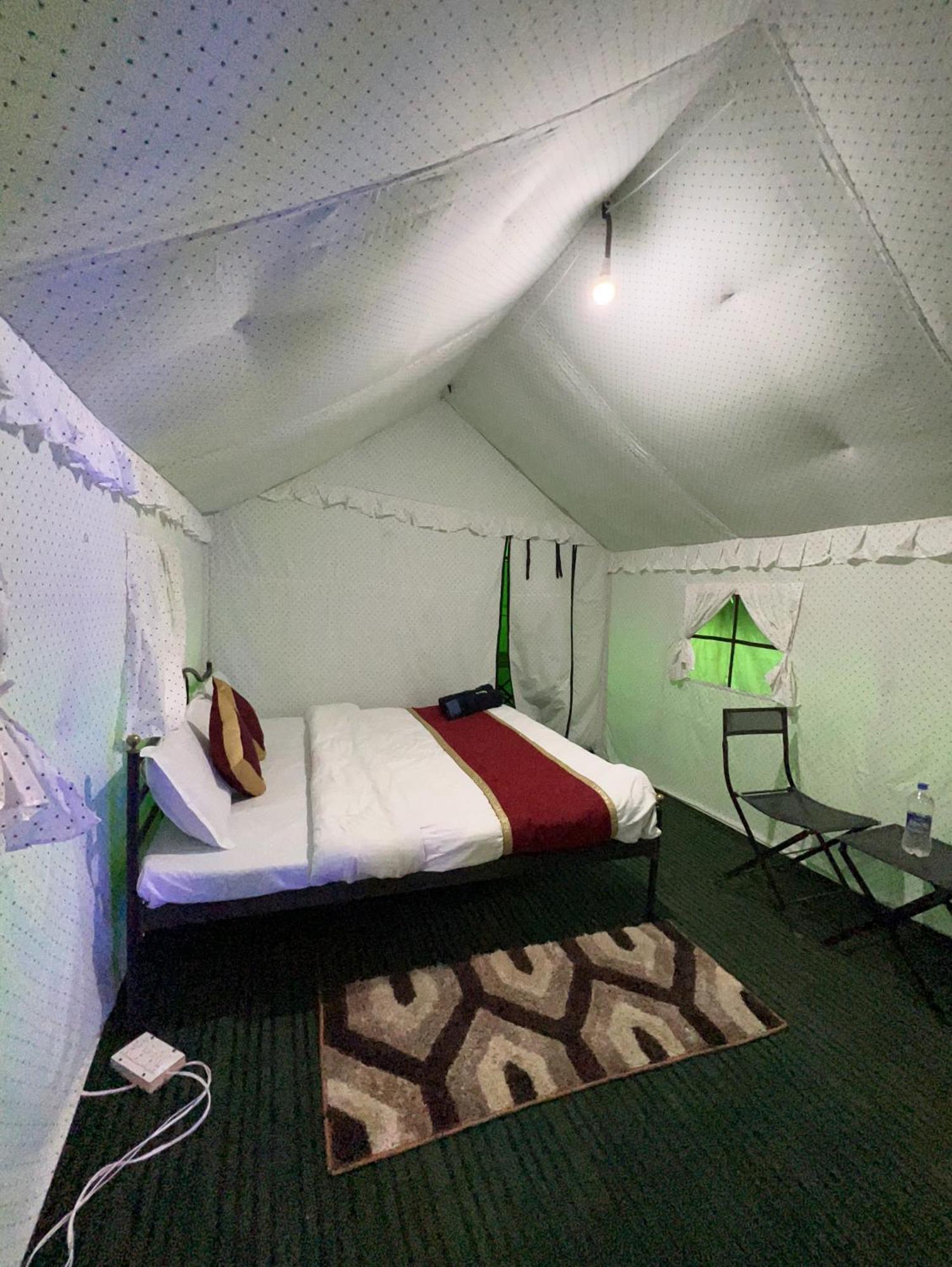 Himalayan Riverside Swiss Cottage Tents, Manali Exterior foto